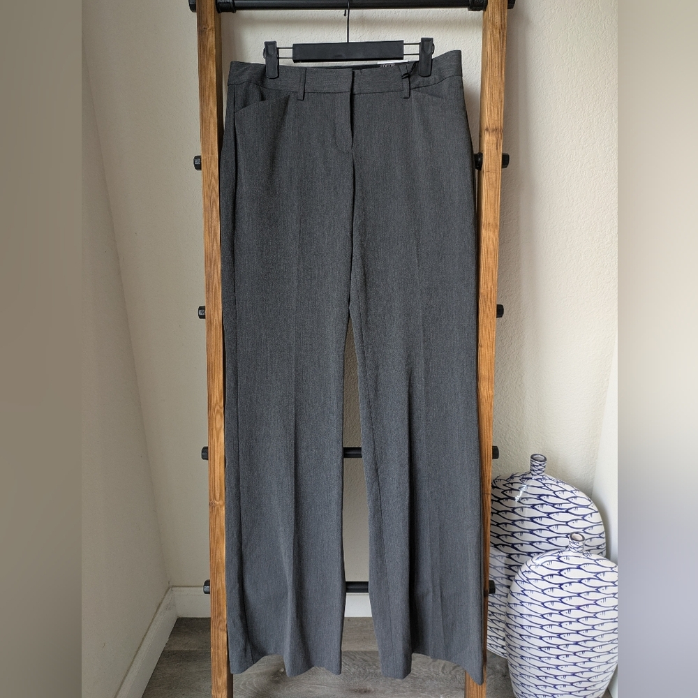 NWT Express Women's Editor Flare Gray Boot Cut Pants - Size 4L